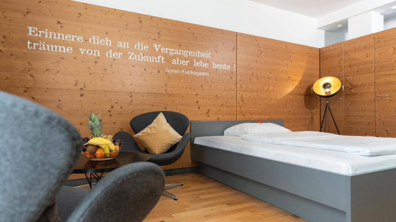 Campuszwei - Hotel & Boardinghouse Λούντβιχσμπουργκ Εξωτερικό φωτογραφία